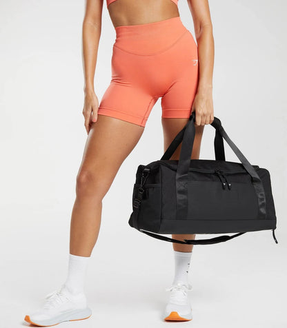 EliteFit Pro Gym Bag – Spacious Sports & Fitness Carryall